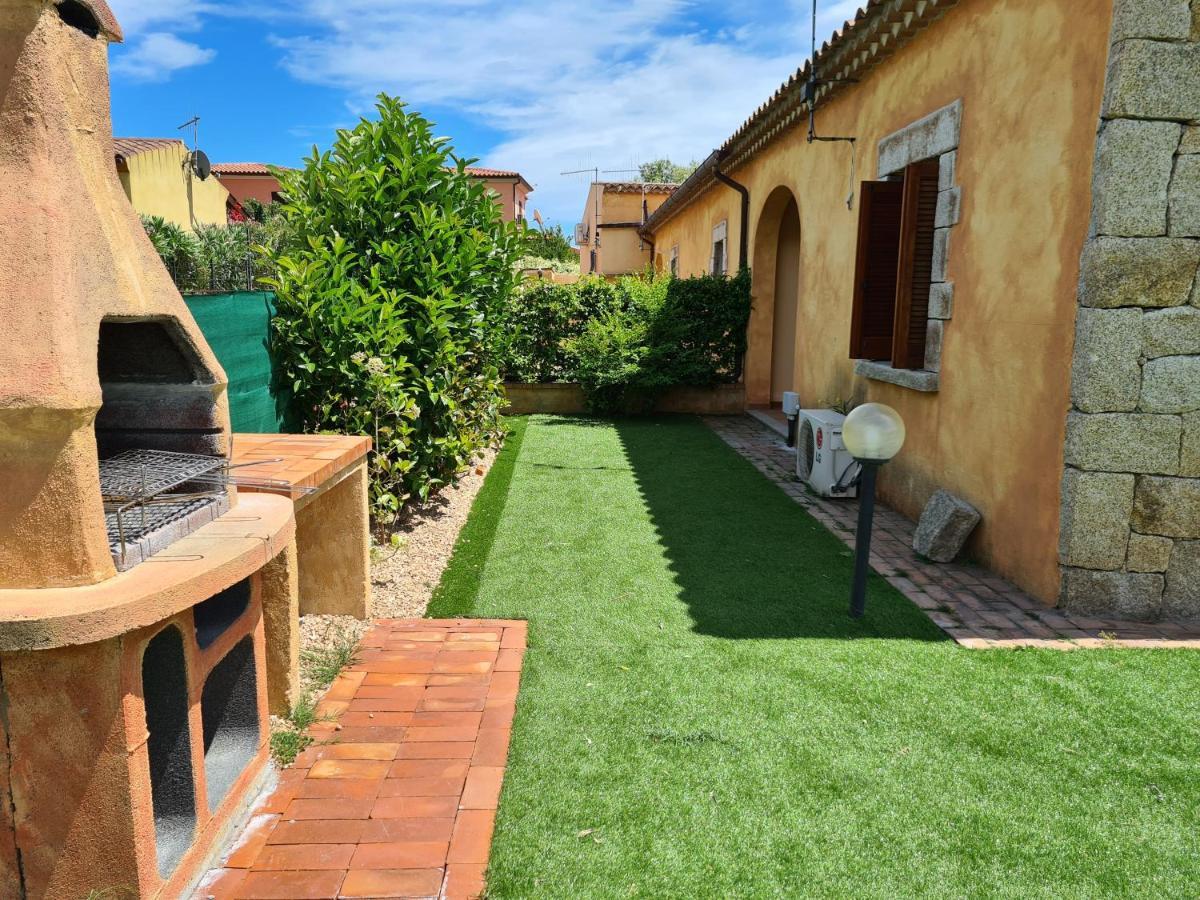 Lu Lioni Villa Paola San Teodoro Con Piscina Privata מראה חיצוני תמונה