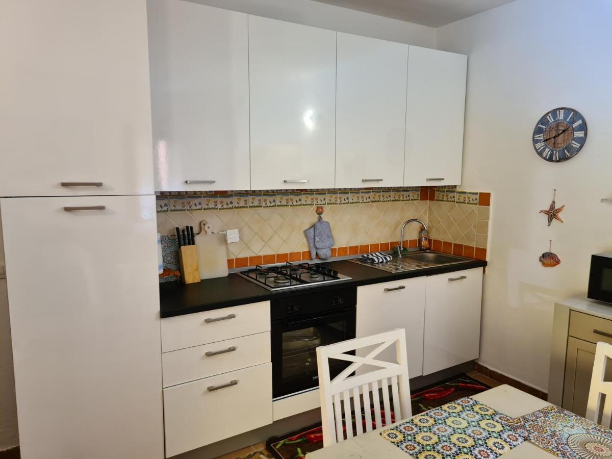 Lu Lioni Villa Paola San Teodoro Con Piscina Privata מראה חיצוני תמונה