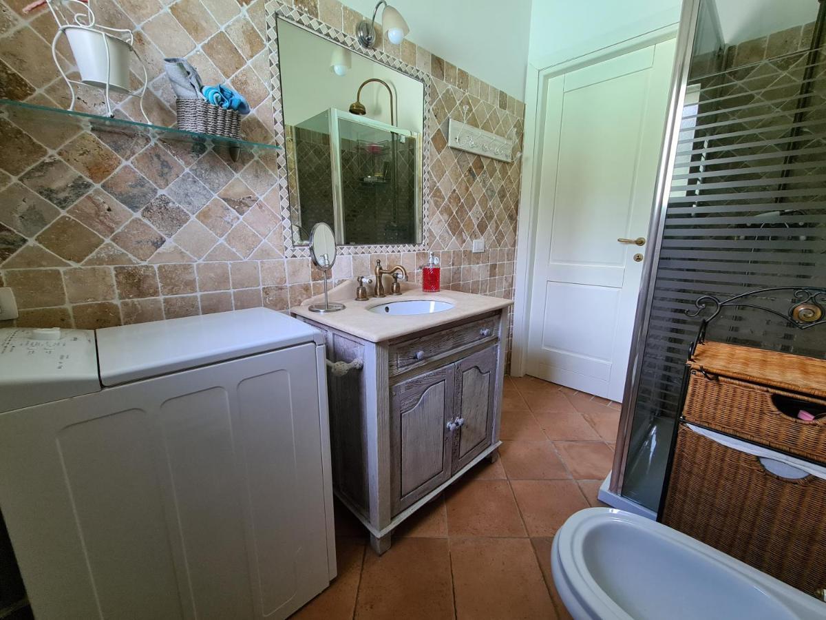 Lu Lioni Villa Paola San Teodoro Con Piscina Privata מראה חיצוני תמונה