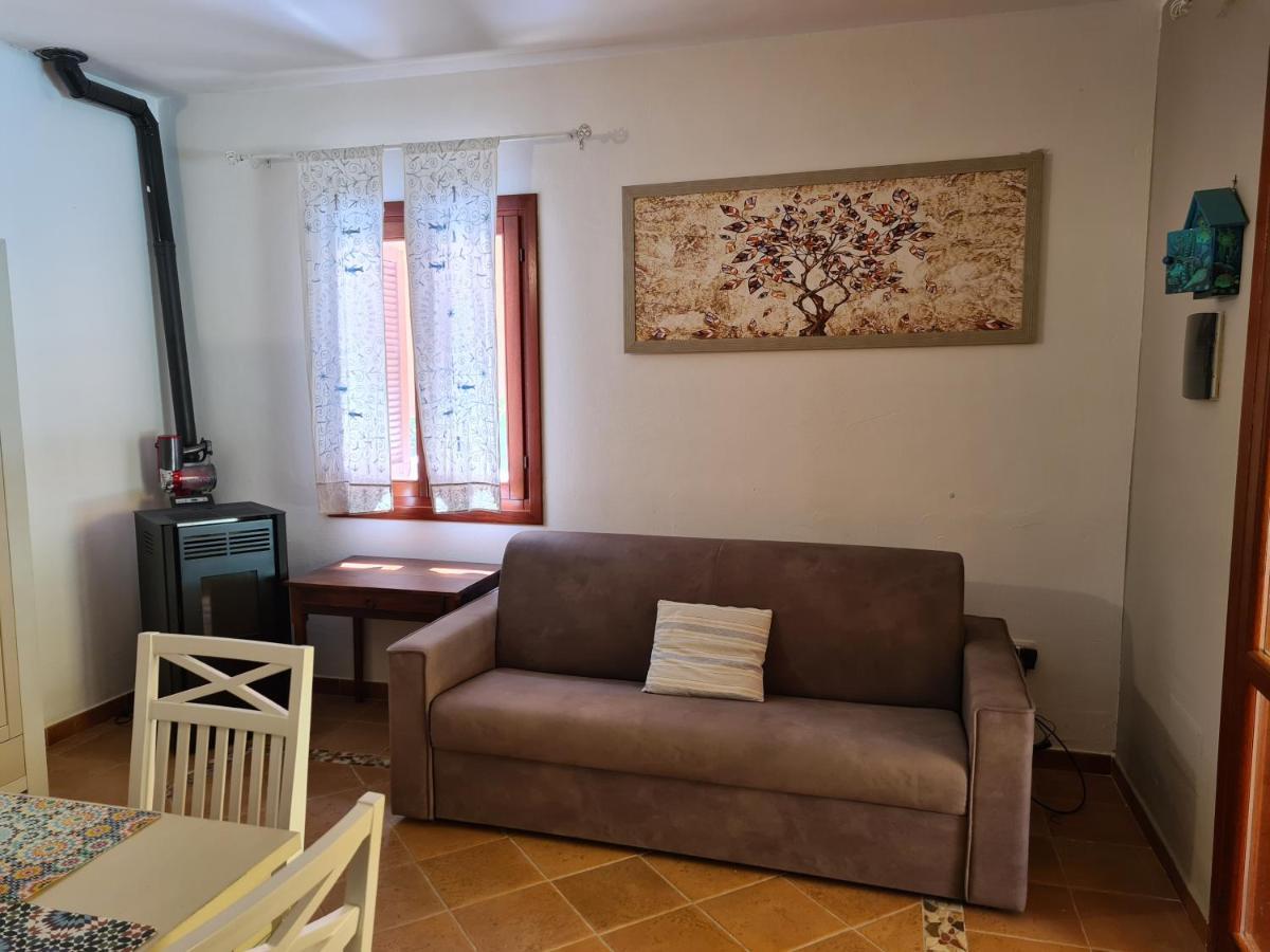 Lu Lioni Villa Paola San Teodoro Con Piscina Privata מראה חיצוני תמונה