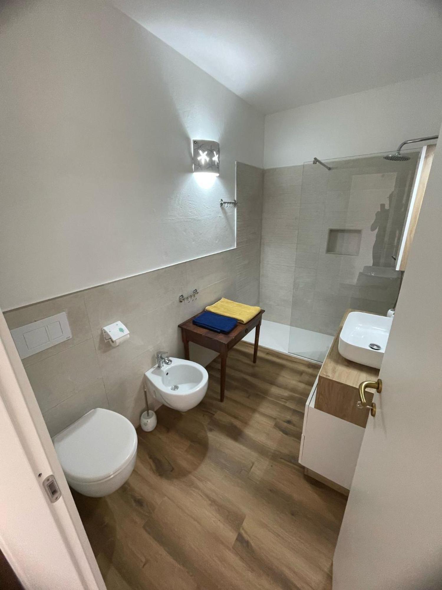 Lu Lioni Villa Paola San Teodoro Con Piscina Privata מראה חיצוני תמונה
