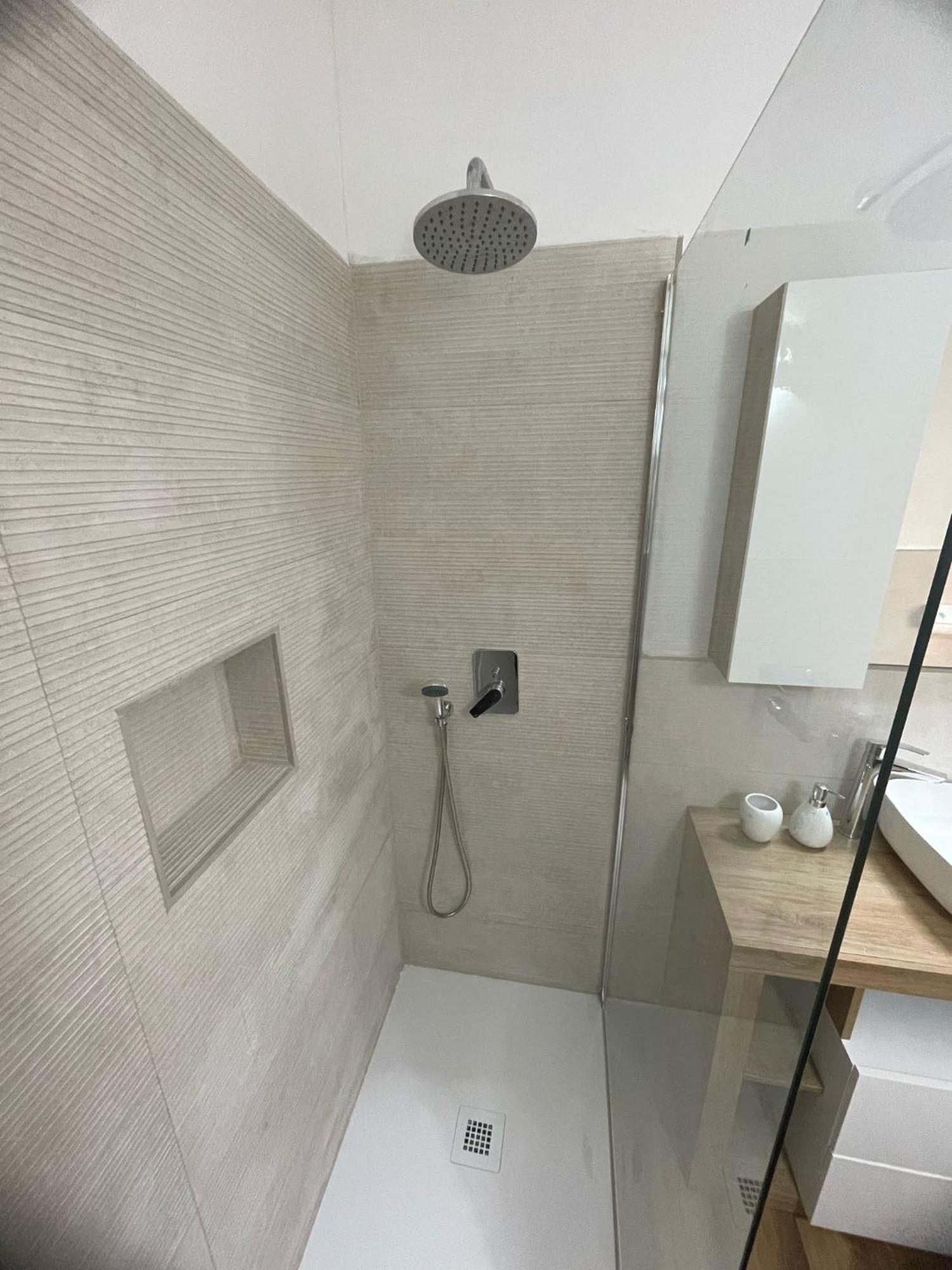 Lu Lioni Villa Paola San Teodoro Con Piscina Privata מראה חיצוני תמונה