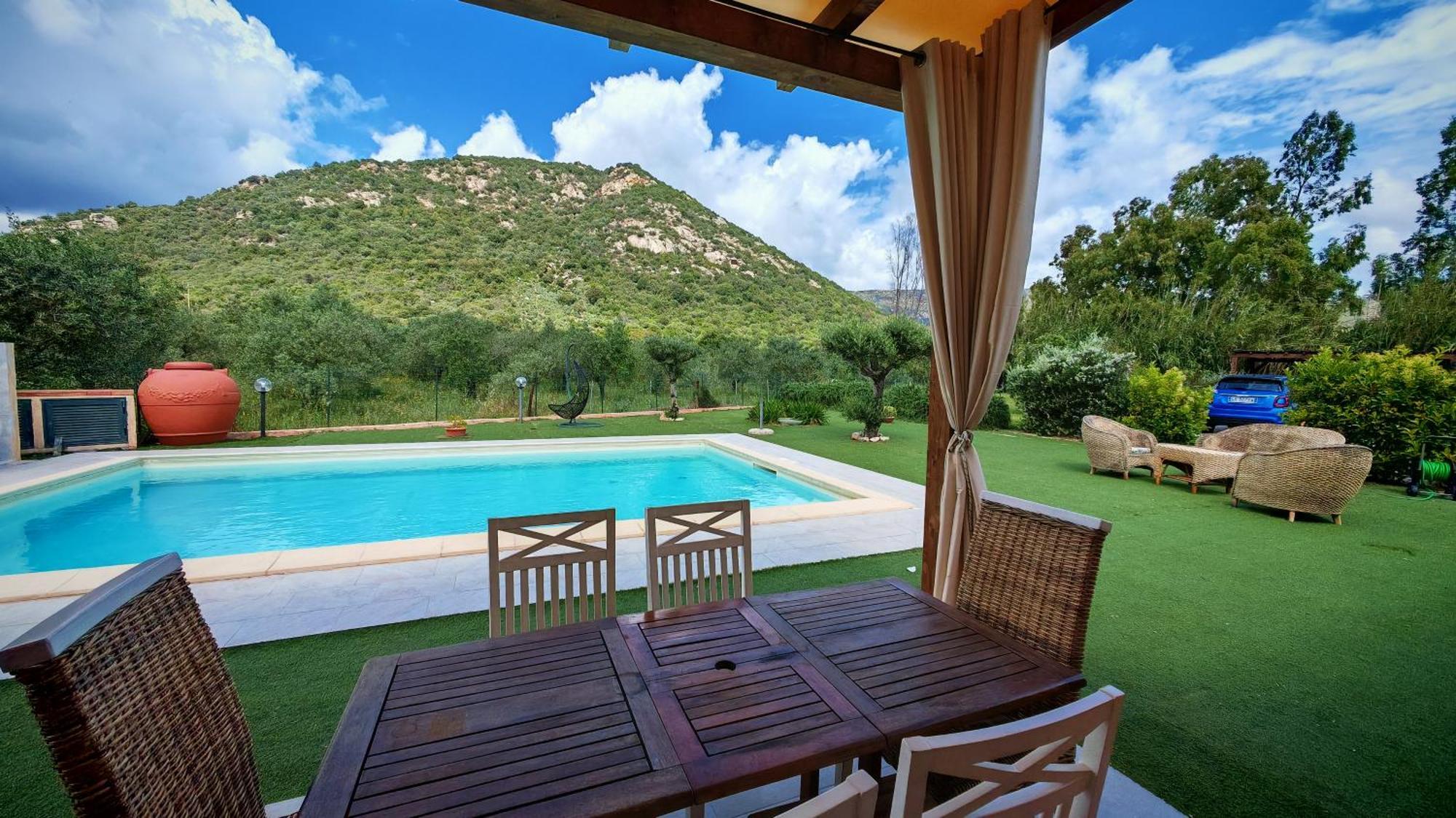 Lu Lioni Villa Paola San Teodoro Con Piscina Privata מראה חיצוני תמונה