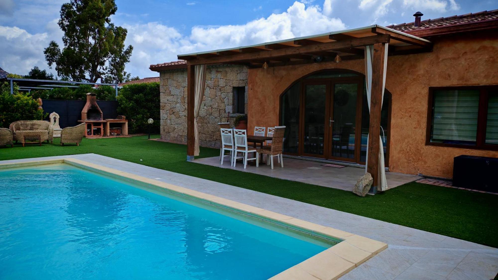 Lu Lioni Villa Paola San Teodoro Con Piscina Privata מראה חיצוני תמונה
